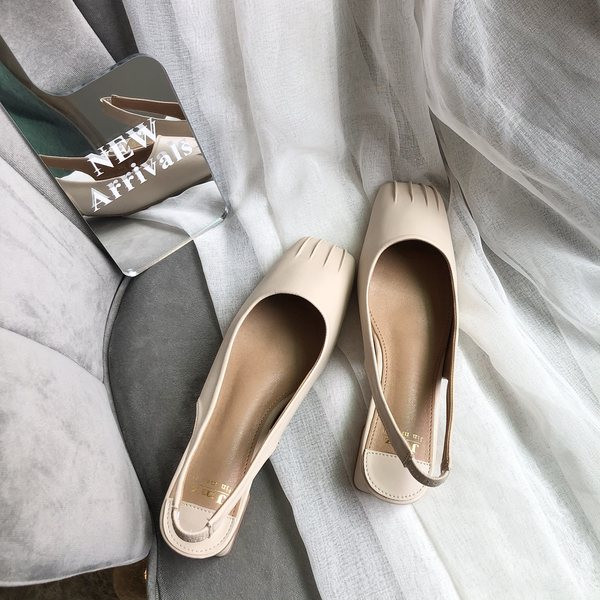 Uus mudel kunstnahast sandaalid