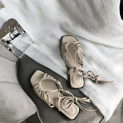 Alkalmi női szandál lapos talppal - többféle színben