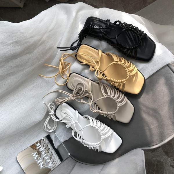 Alkalmi női szandál lapos talppal - többféle színben