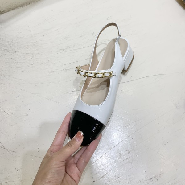 Naiste vabaaja sandaalid suletud varvastega