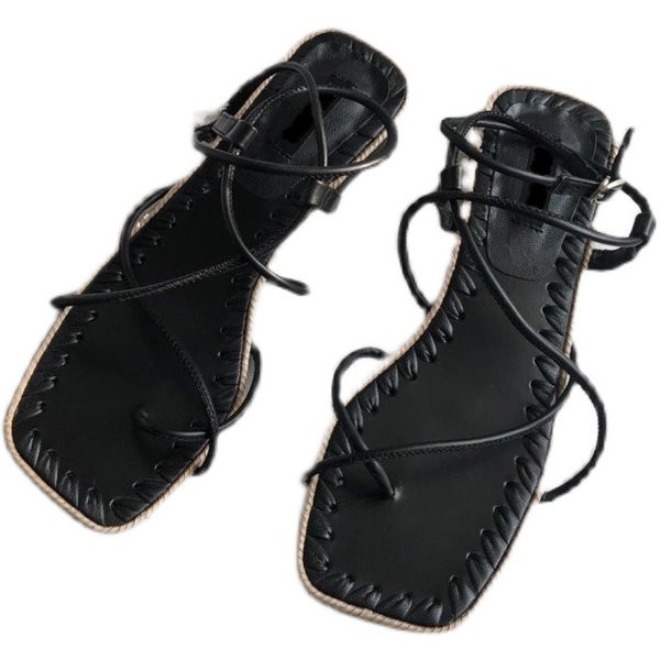 Kahes värvitoonis ristrihmadega vabaaja sandaalid