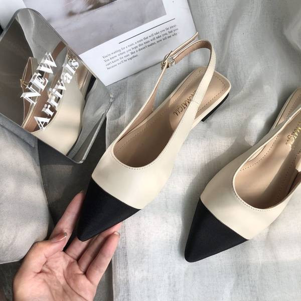 Terava mudeliga naiste nahast sandaalid rihmaga