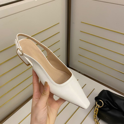 Naiste sandaalide teritatud mudel - valmistatud ökonahast