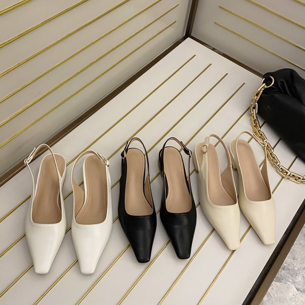 Naiste sandaalide teritatud mudel - valmistatud ökonahast