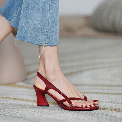 7 cm kõrge kontsaga vabaaja naiste kunstnahast sandaalid