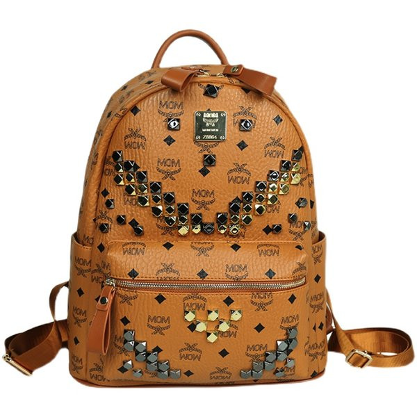 Pruuni ja musta värvi neetidega naiste seljakott