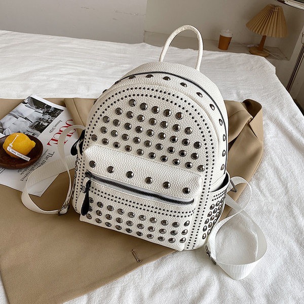 Naiste kunstnahast seljakott metallist kabega