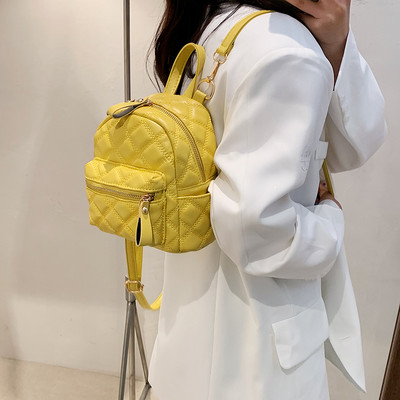 Stiilne naiste miniseljakott lukuga