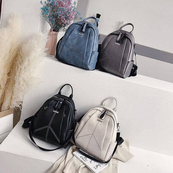 Mitmes värvitoonis lukuga naiste seljakott