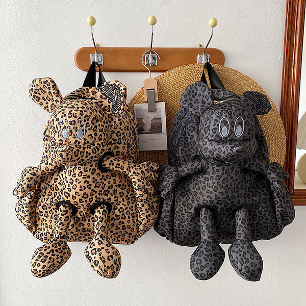 Uut mudelit loomamustriga naiste seljakott