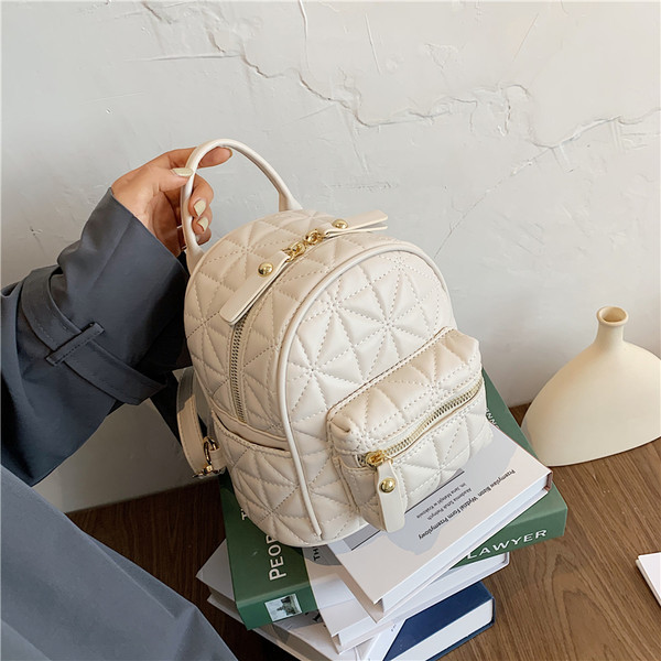 Uus mudel väike naiste seljakott esitaskuga