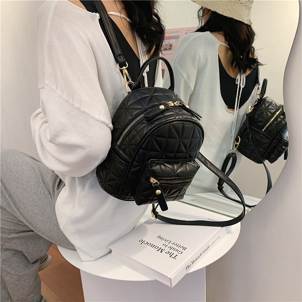 Uus mudel väike naiste seljakott esitaskuga