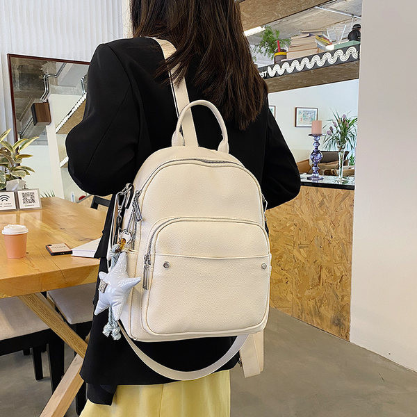 Lihtsa mudeliga naiste nahast tõmblukuga seljakott