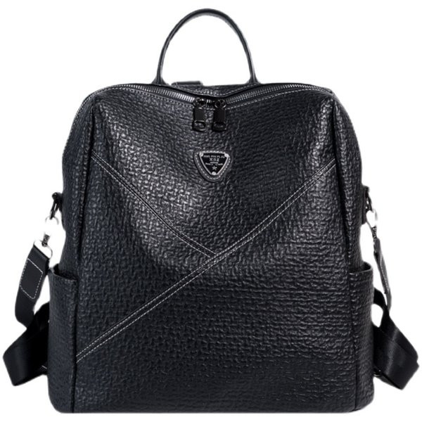 Naiste puhtast nahast metallelemendiga seljakoti mudel