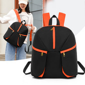 Praegune naiste veekindel lukuga seljakott