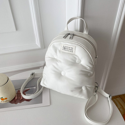 Stiilne tõmblukuga naiste seljakott