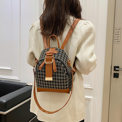 Stílusos női bőrtáska különböző modellekben