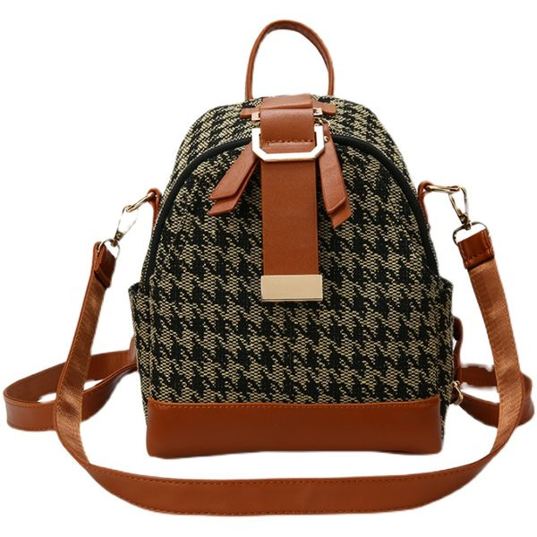 Stílusos női bőrtáska különböző modellekben