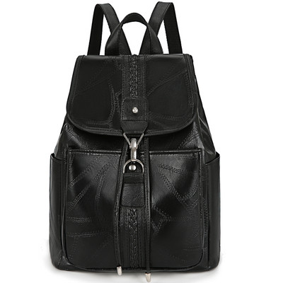 Μοντέρνα γυναικεία τσάντα σε μαύρο χρώμα με αγκράφα