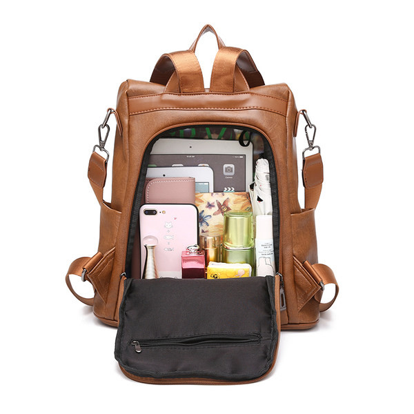 Alkalmi műbőr hátizsák elülső zsebbel