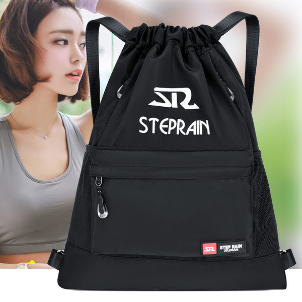 Naiste tekstiilist seljakoti koti tüüp