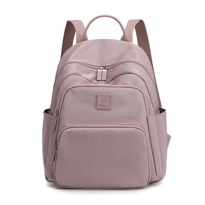 Uue mudeli nahast seljakott esitaskute ja tekstiilist käepidemetega