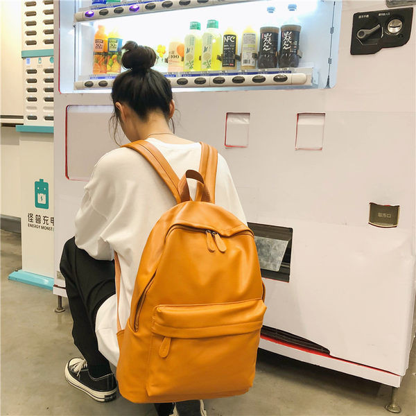 Öko-nahast puhtast mudelist valmistatud suur naiste seljakott