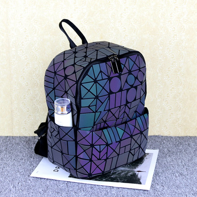 helkurefektiga naiste tekstiilist seljakott