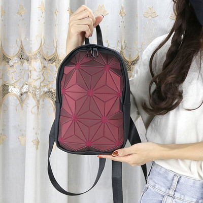 Uue mudeli naiste helendav tekstiilist lipsudega seljakott