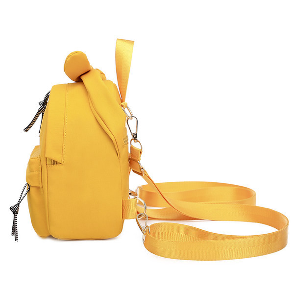 Naiste seljakott paela ja esitaskuga