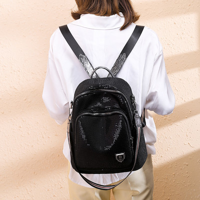 Női hátizsák flitterekkel és textil fogantyúval