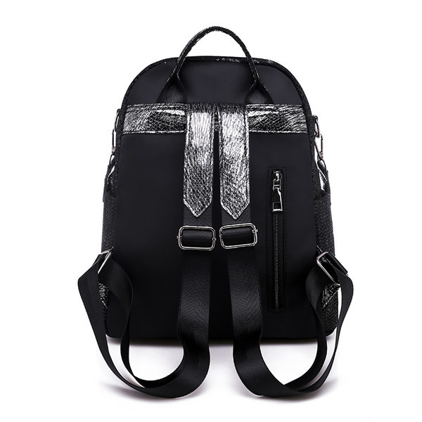 Női hátizsák flitterekkel és textil fogantyúval