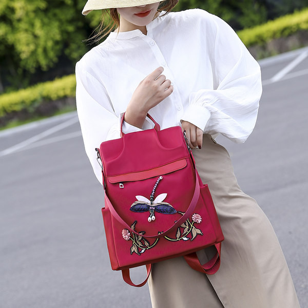 Ежедневна раница с бродерия и камъни за жени