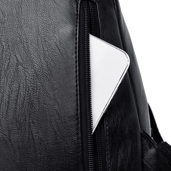 Naiste nahast kott eesmise luku ja rihmadega