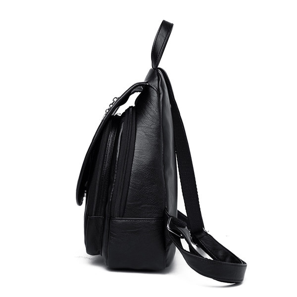 Naiste nahast kott eesmise luku ja rihmadega