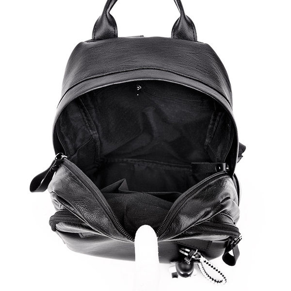 naiste must kunstnahast seljakott võtmehoidjaga