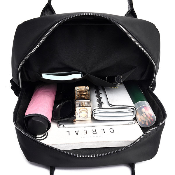 Naiste moodne kolmevärviline esitaskuga seljakott