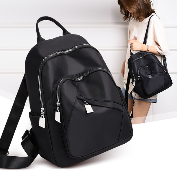 Igapäevasest riidest lukuga seljakott