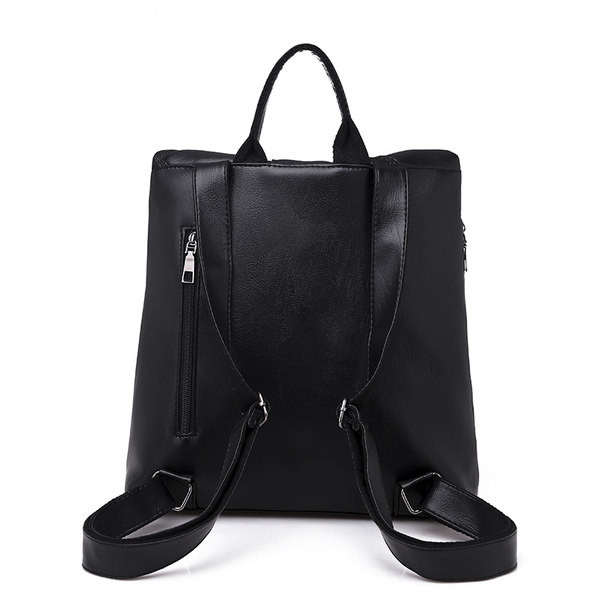 Kaasaegne naiste nahast seljakott metallelemendiga