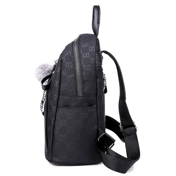 Naiste seljakott musta värvi udusulega