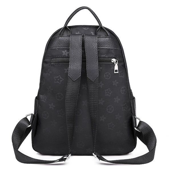 Naiste musta värvi lukuga seljakott