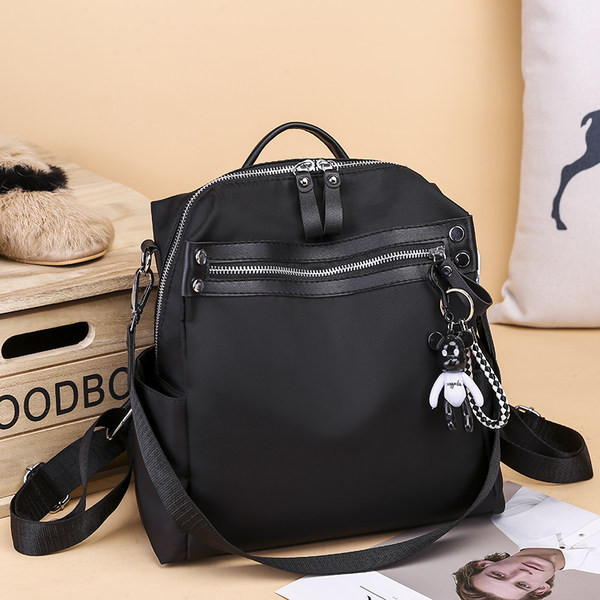 Igapäevane naiste seljakott luku ja võtmehoidjaga