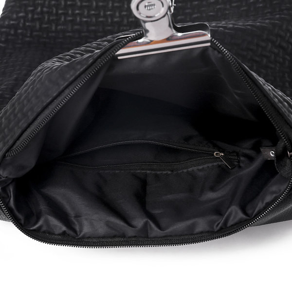 Naiste igapäevane seljakott - metallkinnitusega