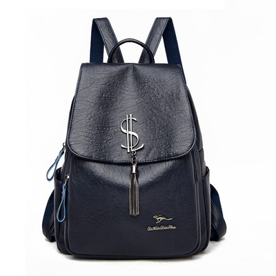 Γυναικείο σακίδιο πλάτης από συνθετικό δέρμα και μεταλλική διακόσμηση