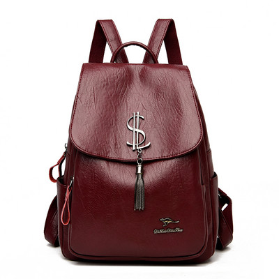 Γυναικείο σακίδιο πλάτης από συνθετικό δέρμα και μεταλλική διακόσμηση