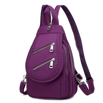 Naiste nahast kott ees lukuga mitmes värvitoonis