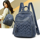 Stílusos női bőr hátizsák elülső cipzárral