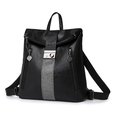 Γυναικείο σακίδιο πλάτης από οικολογικό δέρμα με μεταλλικό κούμπωμα και διακόσμηση