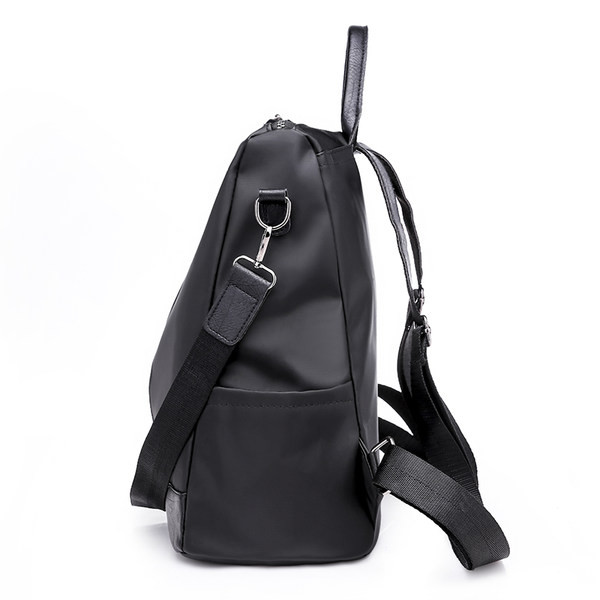 Naiste seljakott musta ja beeži õlasangidega