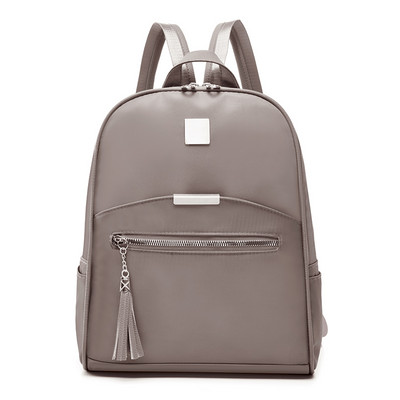 Női bőrtáska cipzárral és medállal három színben